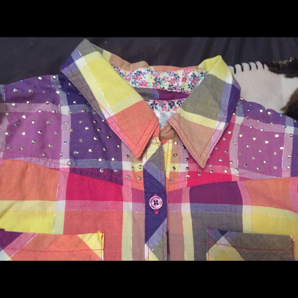 Multicolored Studded Button-Up - Picture 3 of 6